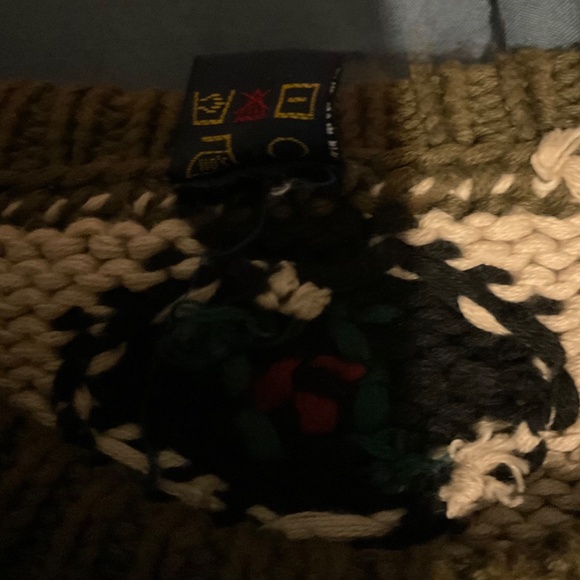 Fall knitted sweater size Medium - Picture 4 of 11